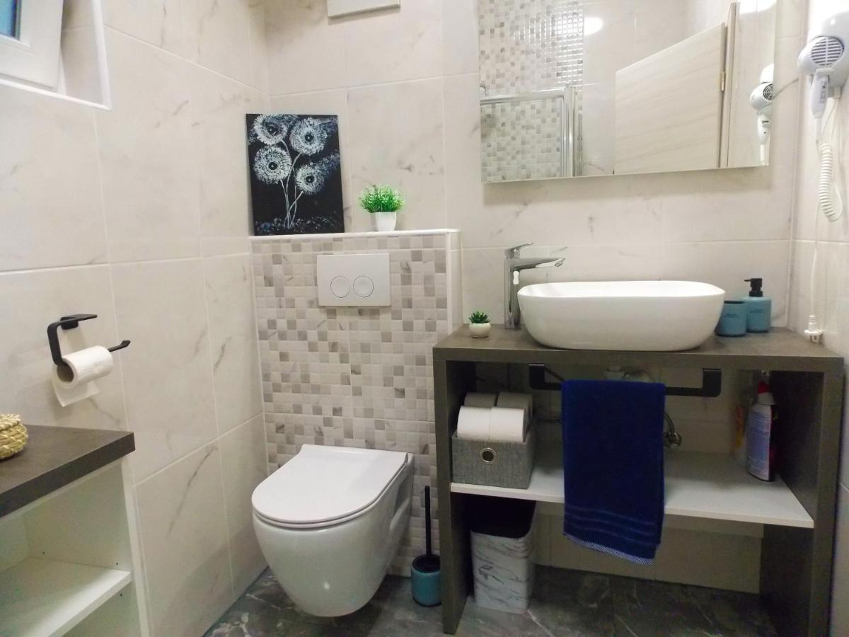 Apartman Bamboo Нин Екстериор снимка