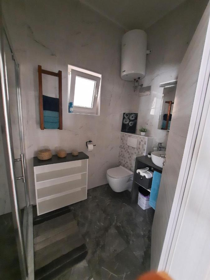 Apartman Bamboo Нин Екстериор снимка